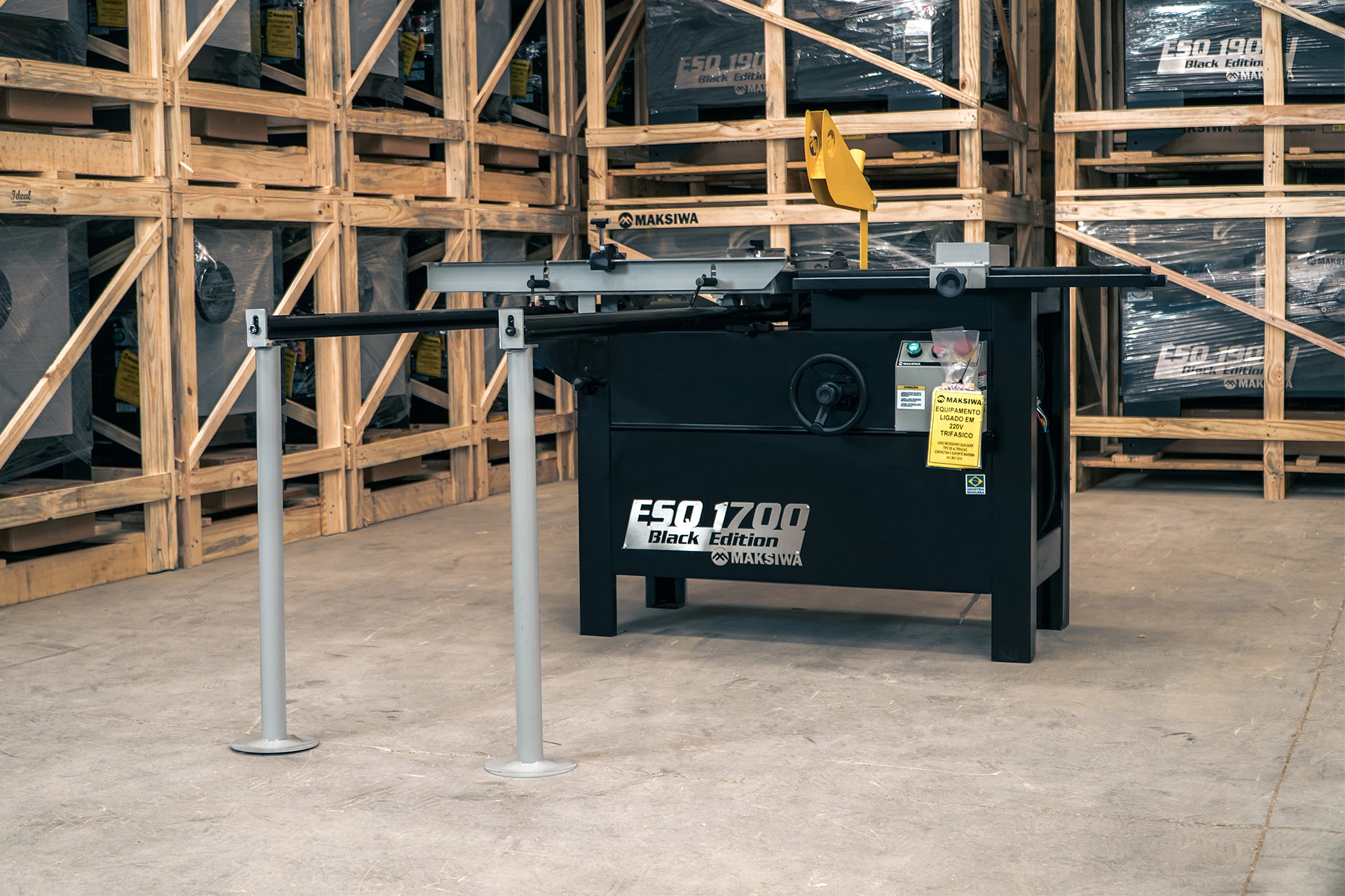 Banner - ESQ 1700 - 1